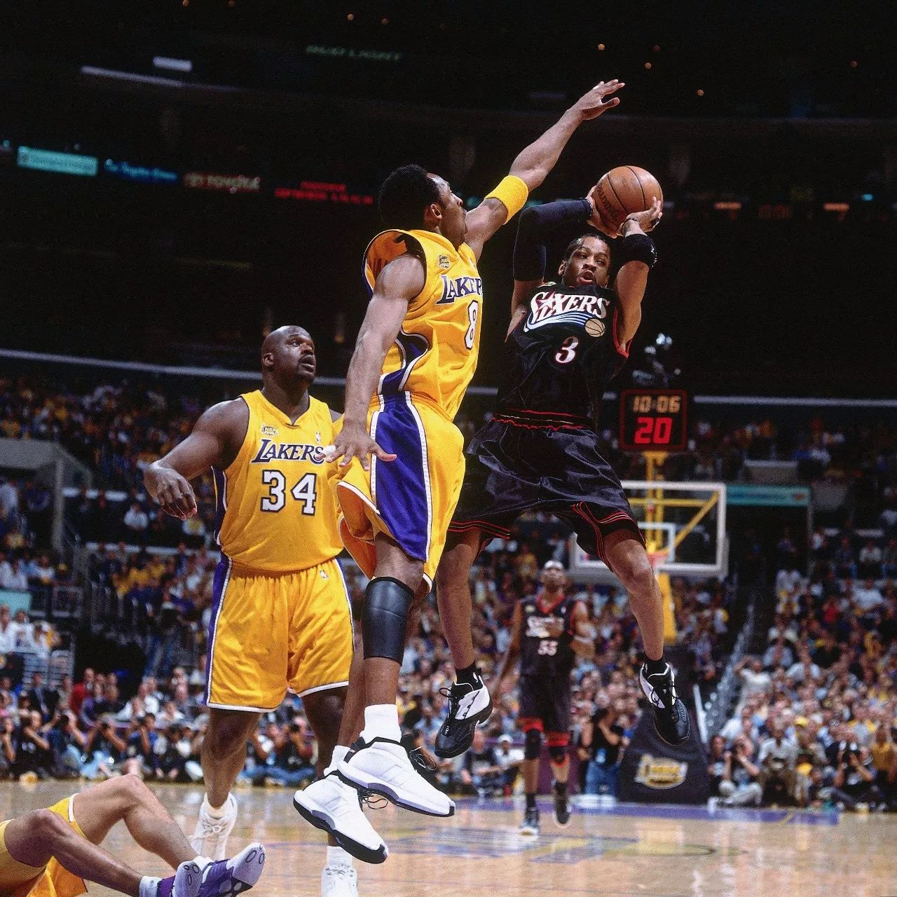 防守内缩一 防守内缩一