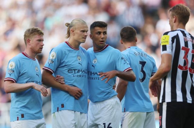 向上构建更 向上构建更