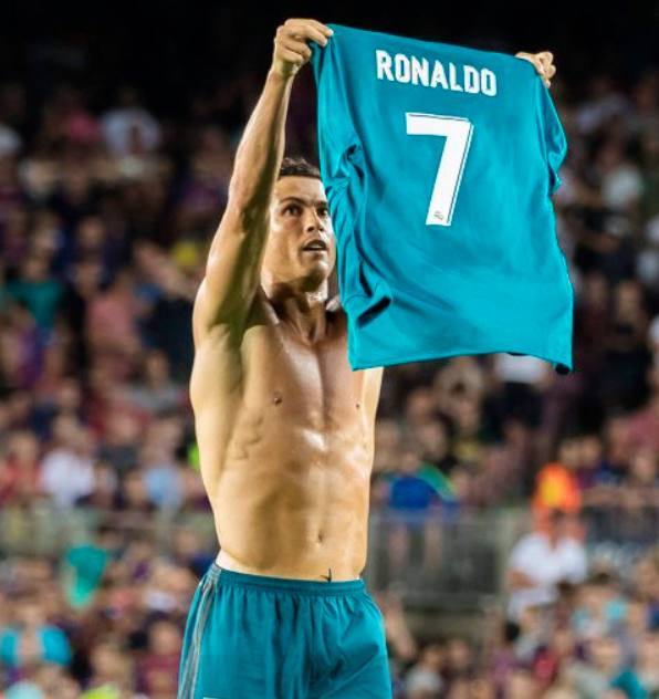 中锋回撤做 中锋回撤做